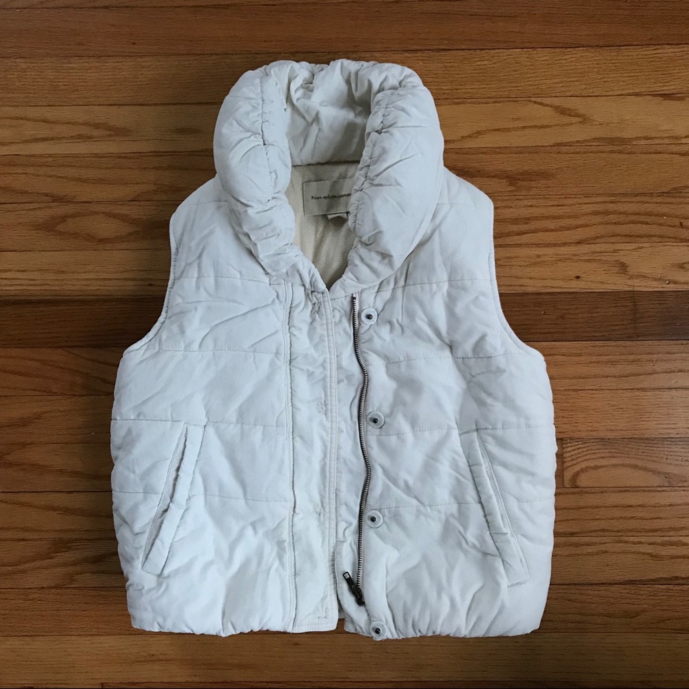 ❗️{SOLD}❗️Anthropologie Winter-White Puffer Vest
